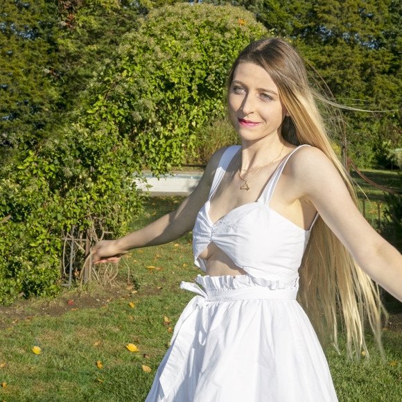 Meet your Posher, Karisa - Picture 6 of 12